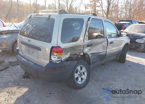 2005 Ford Escape Xlt from USA, damaged, VIN 1FMYU93195KB51233
